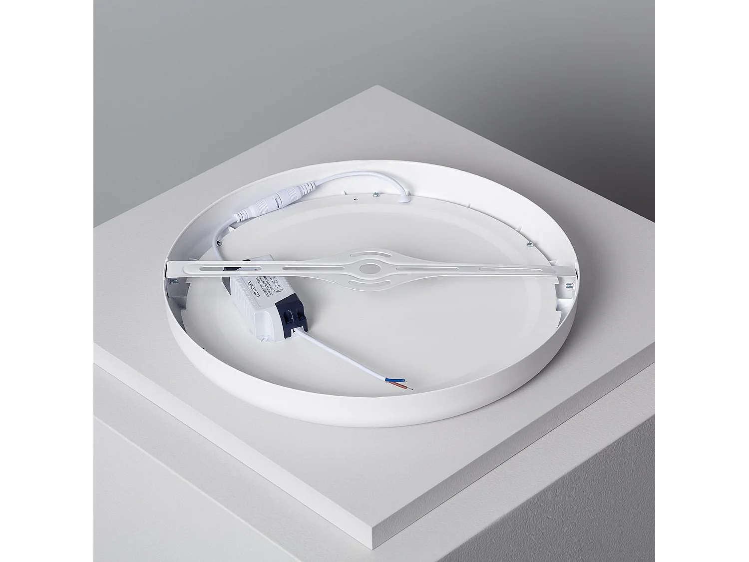 Plafonnier LED Rond Métal 24W Design White Ø300mm 5000K Blanc froid