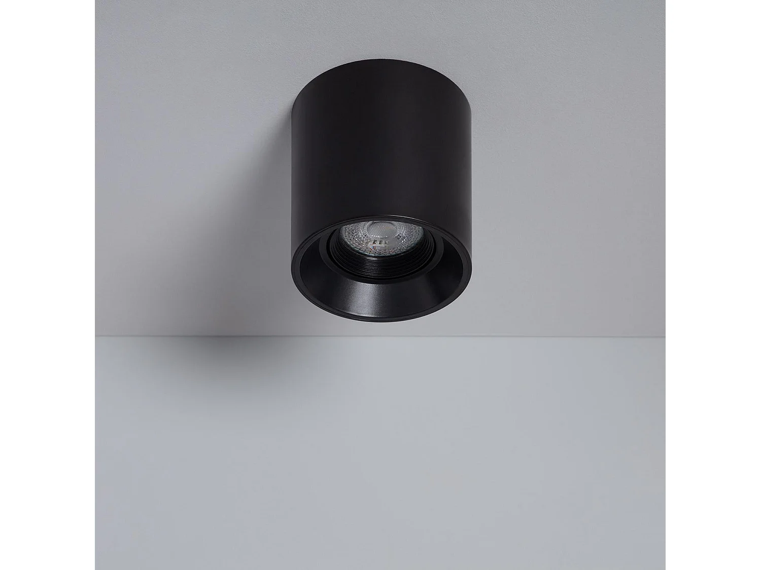 Plafonnier Space Noir avec Ampoule GU10  2700K Blanc chaud