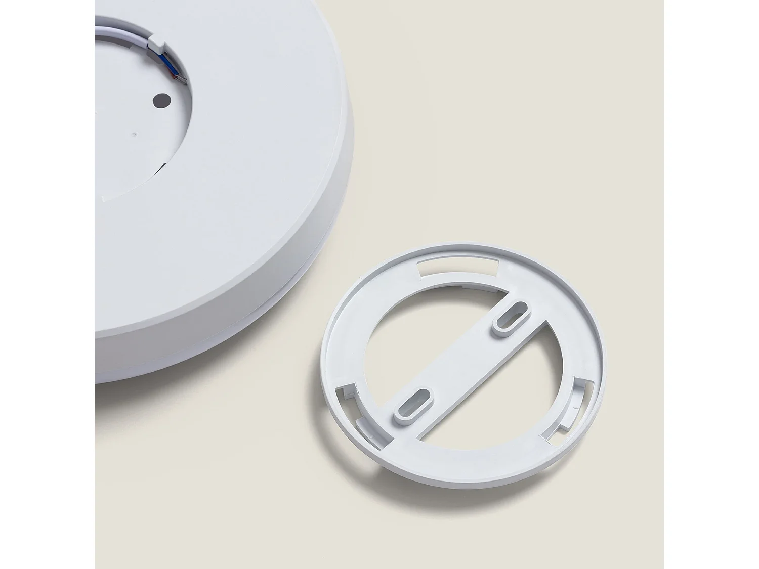 Plafoniera LED 12W Circolare Ø216 mm No Flicker con Sensore di Movimento PIR e Crepuscolare 6500K Bianco Freddo