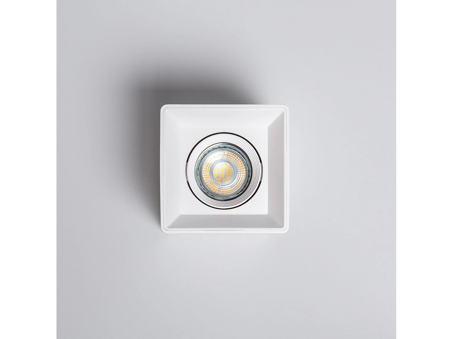 Aplique de Techo Cuadrado Space Blanco