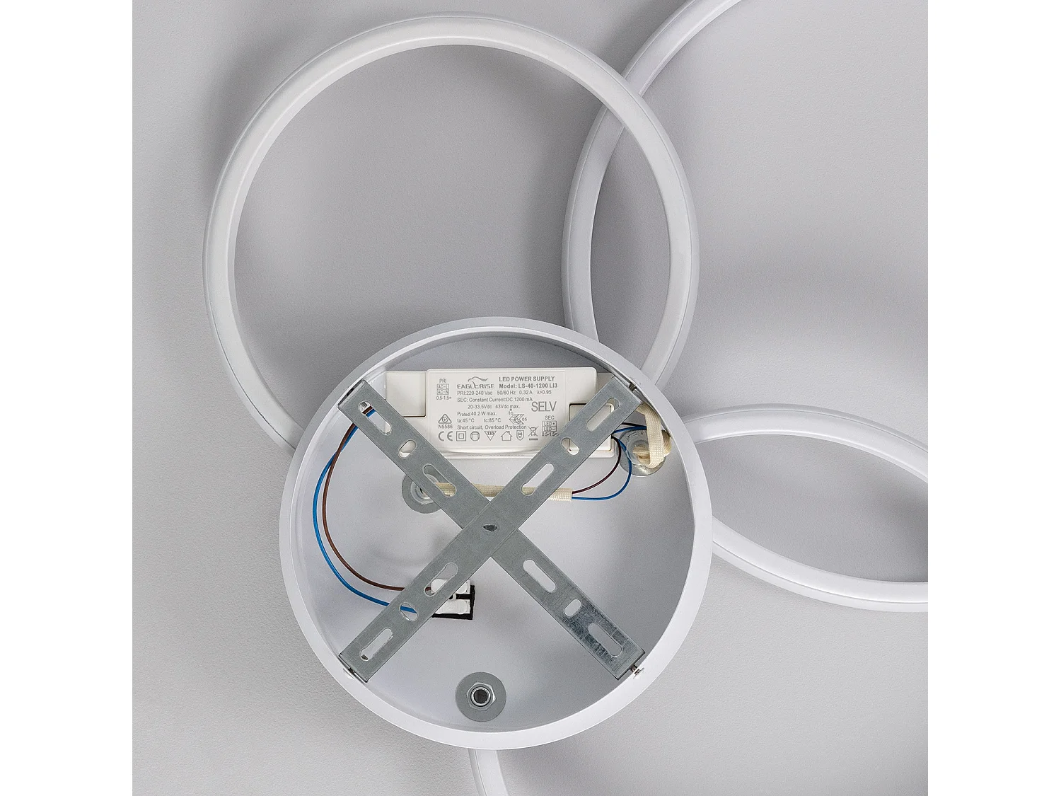 Plafonnier LED 31W Métal Big Eklips Berno  3000K Blanc chaud