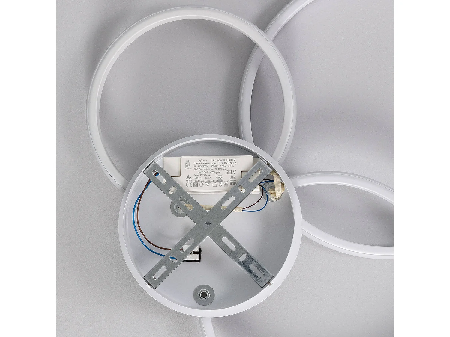 Plafonnier LED 31W Métal Big Eklips Berno  3000K Blanc chaud