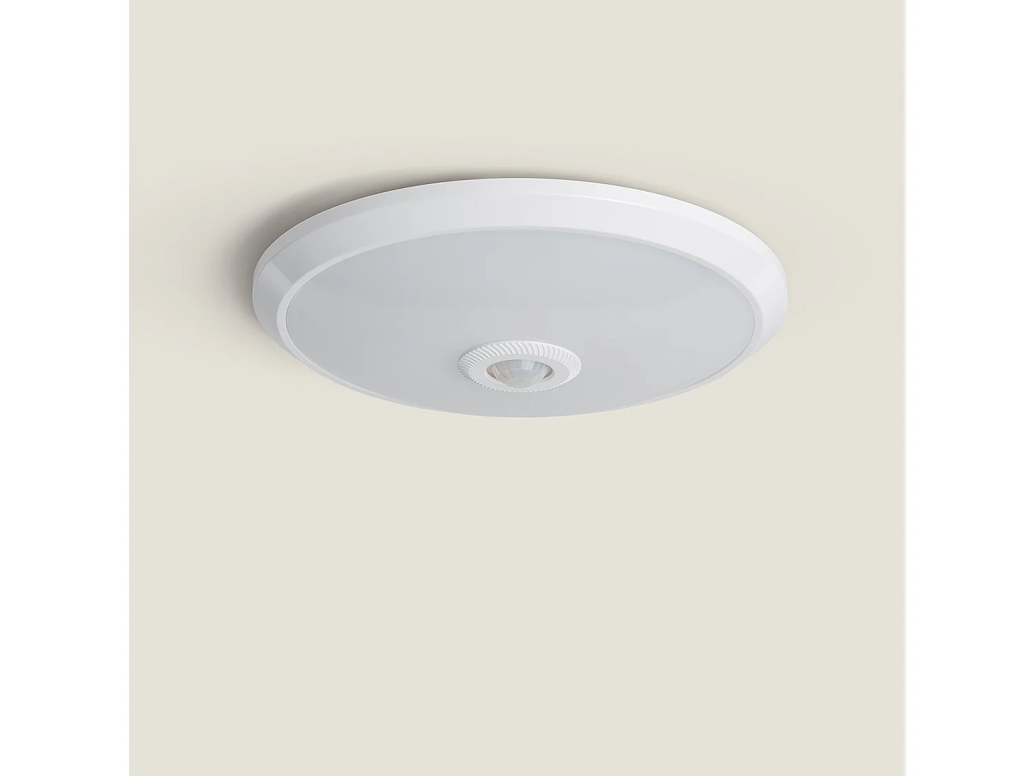 Plafoniera LED 15W con Sensore di Movimento PIR e Crepuscolare Design 6000K Bianco Freddo