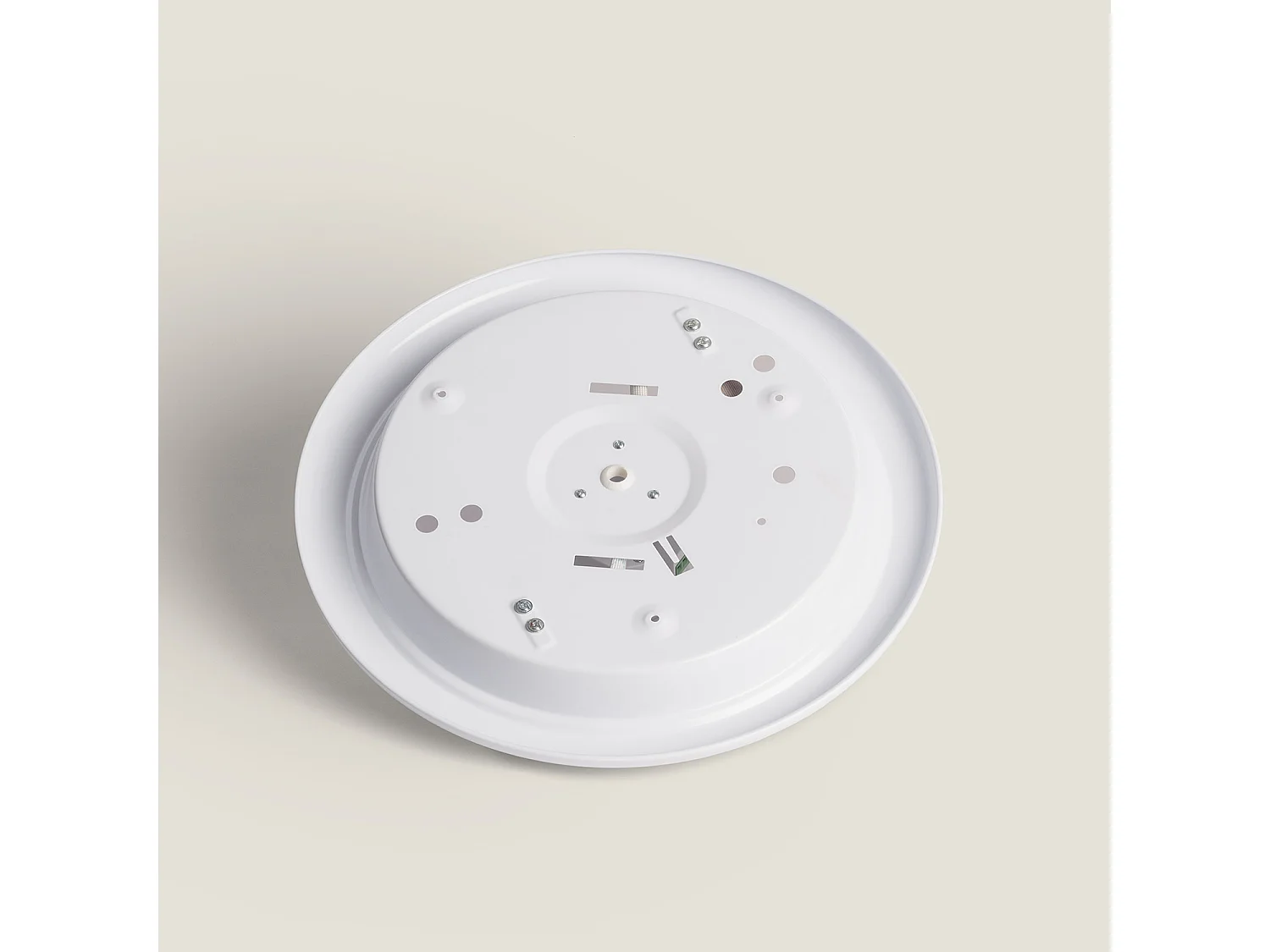 Plafoniera LED Circolare 2x E27 con Sensore di Movimento PIR e Design Crepuscolare Bianco