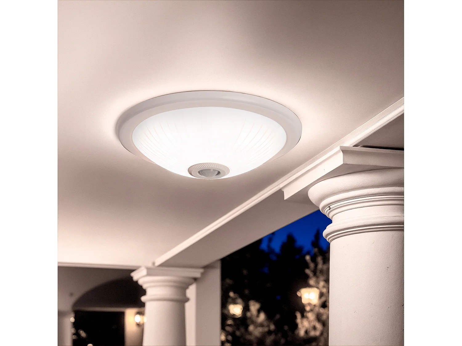 Plafoniera LED Circolare 2x E27 con Sensore di Movimento PIR e Design Crepuscolare Bianco
