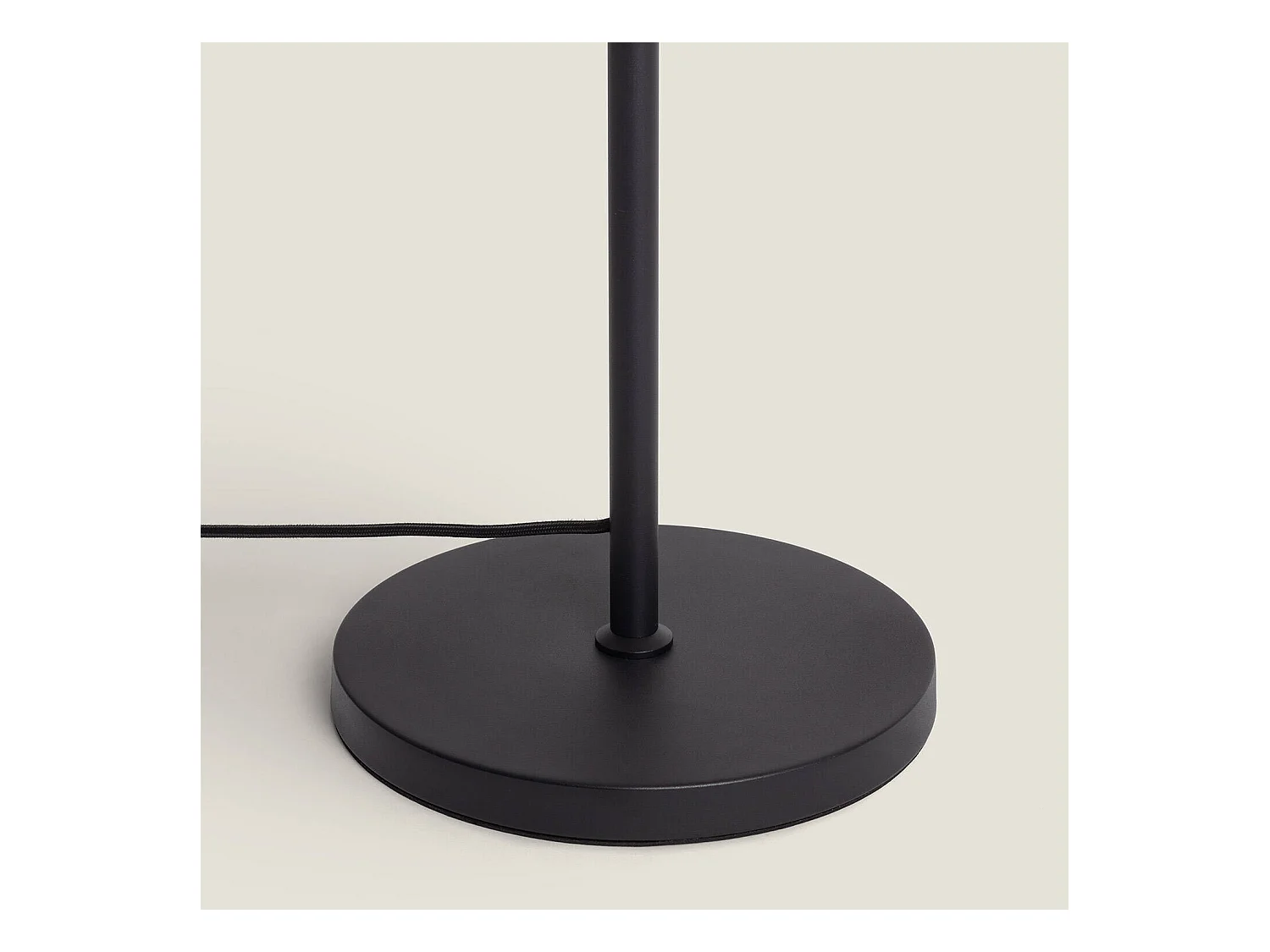 Lámpara de Pie Metal y Cristal Balts Negro