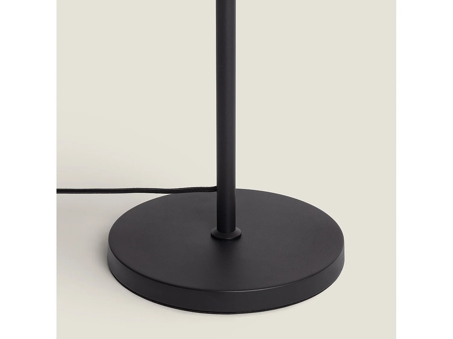 Lámpara de Pie Metal y Cristal Balts Negro