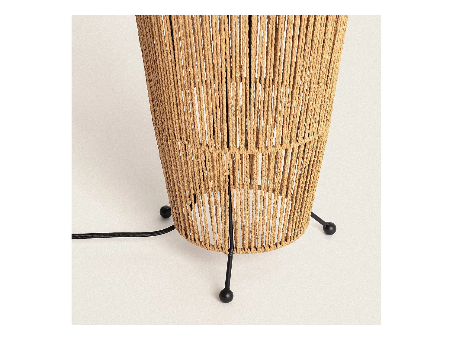 Lámpara de Pie Papel Trenzado Mahali Natural