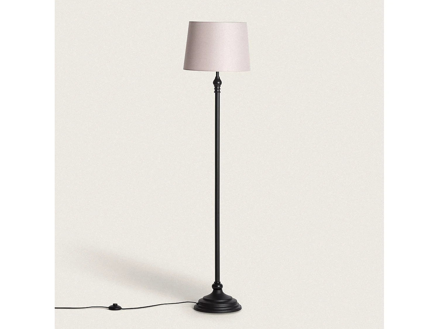 Lámpara de Pie Metal Nisha Topo