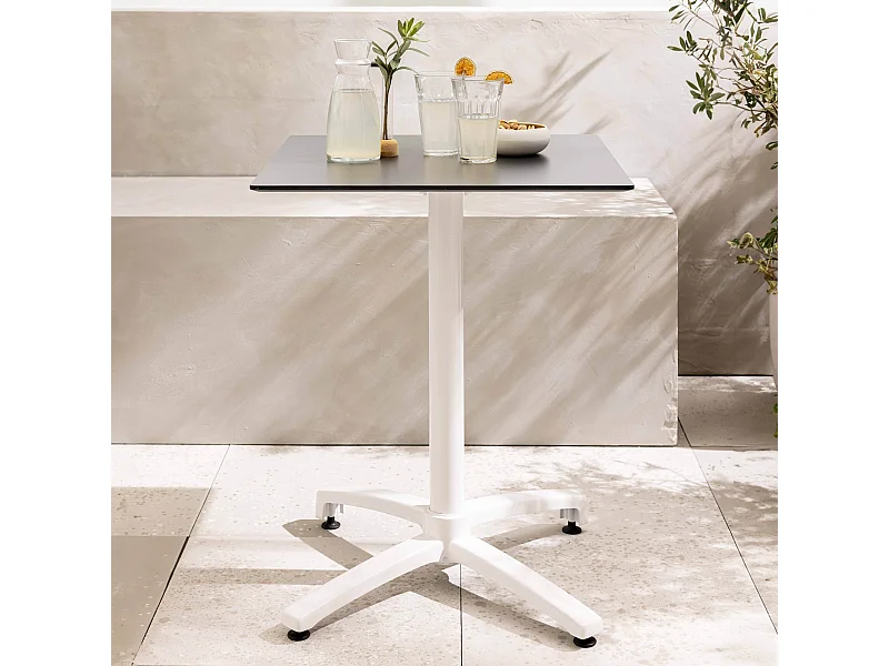 Tuintafel 60 x 60 cm kantelbaar zwart gelamineerd