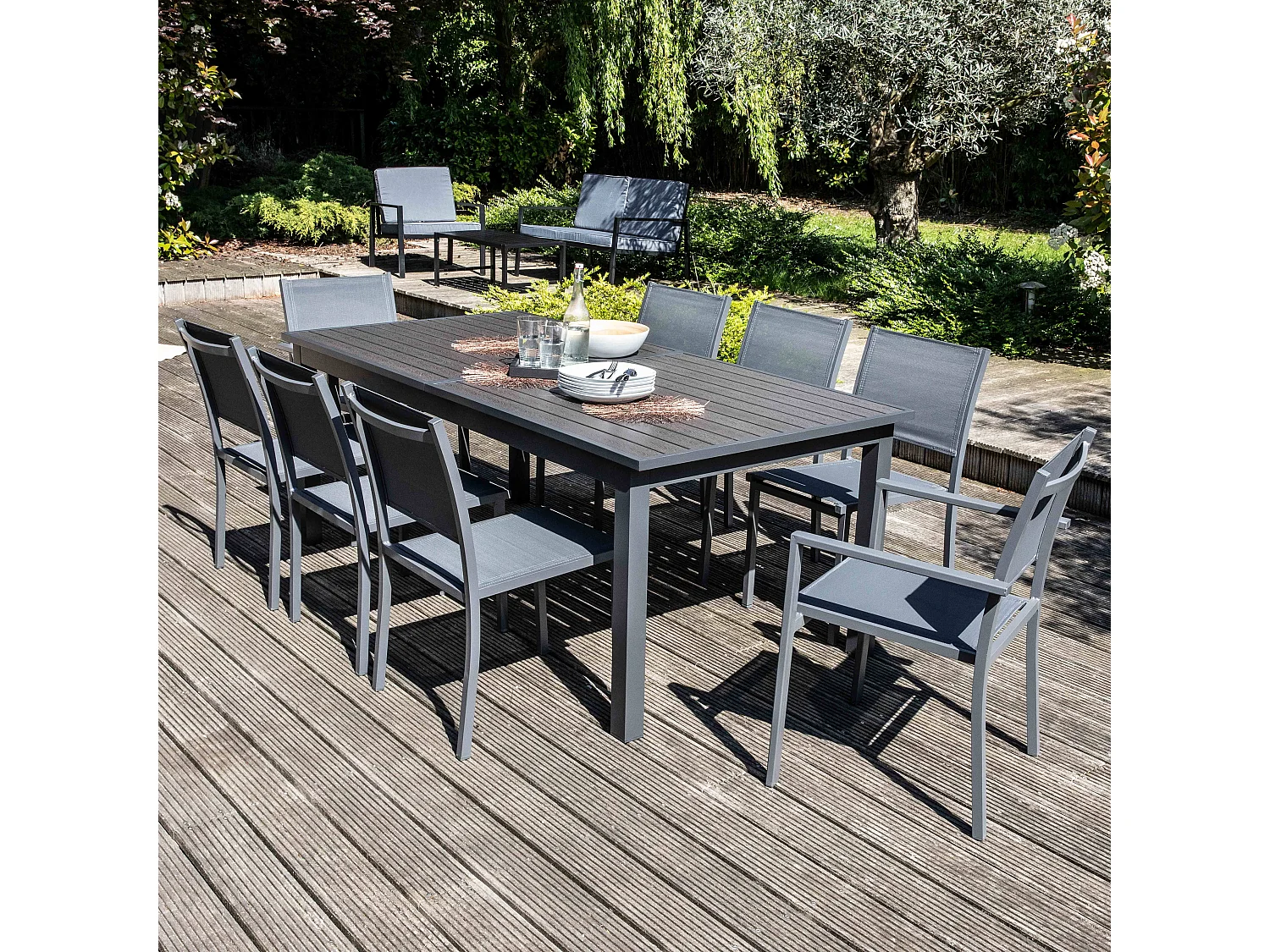 Table de jardin extensible en aluminium et bois composite