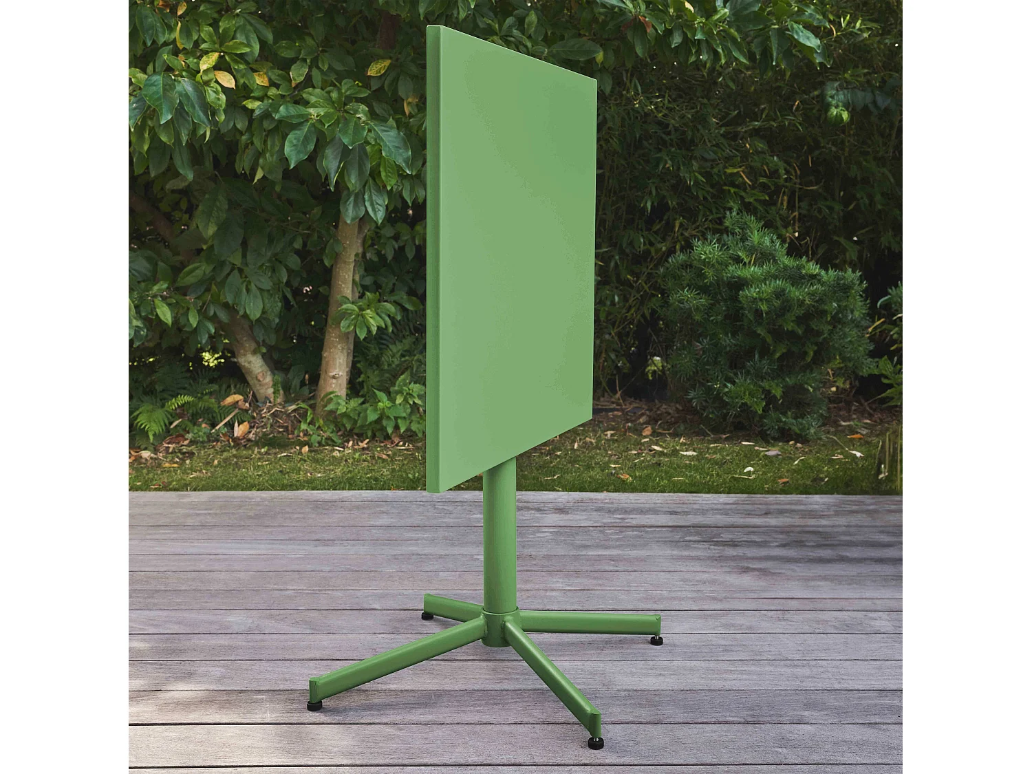 Table de jardin carrée bistro inclinable en acier vert cactus - Palavas