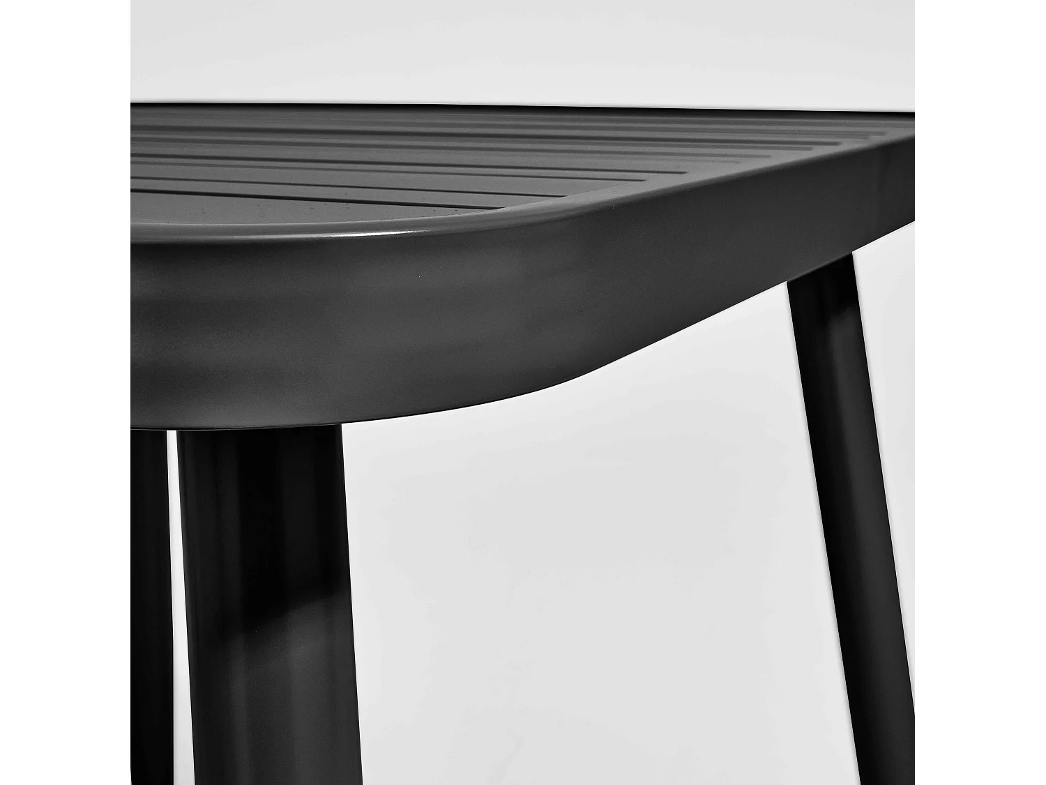 Table de jardin carrée en aluminium noir