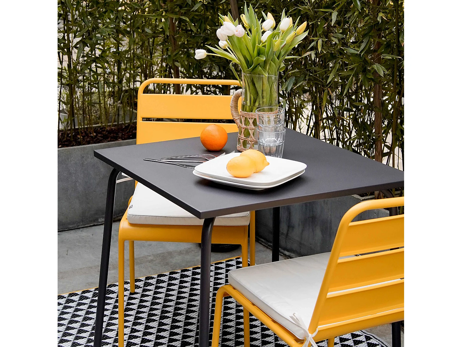 Table de jardin carrée en métal gris anthracite - Palavas
