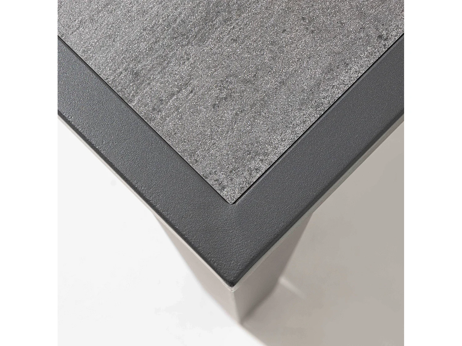 Table de jardin en aluminium et céramique 10 places effet béton - Tivoli