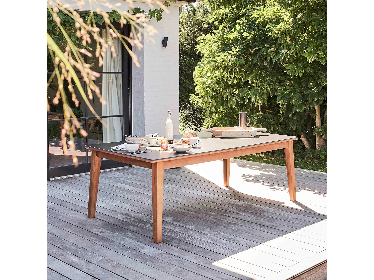 Table de terrasse extensible en bois d'eucalyptus 180-240cm