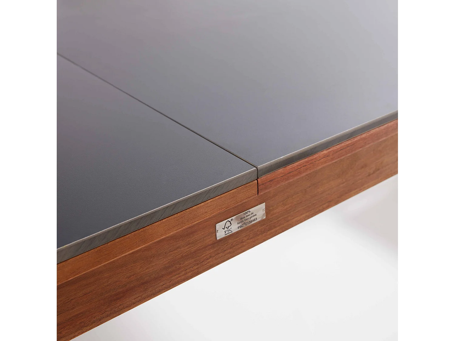 Table de terrasse extensible en bois d'eucalyptus 180-240cm