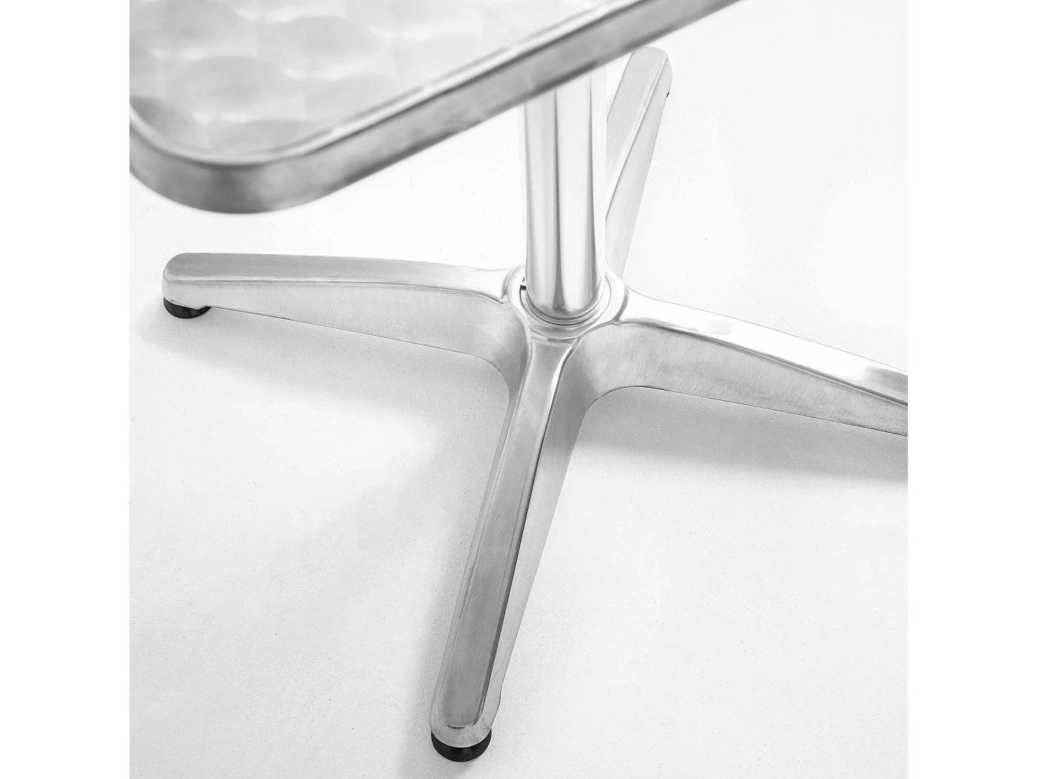 Table de jardin carrée en aluminium pliante
