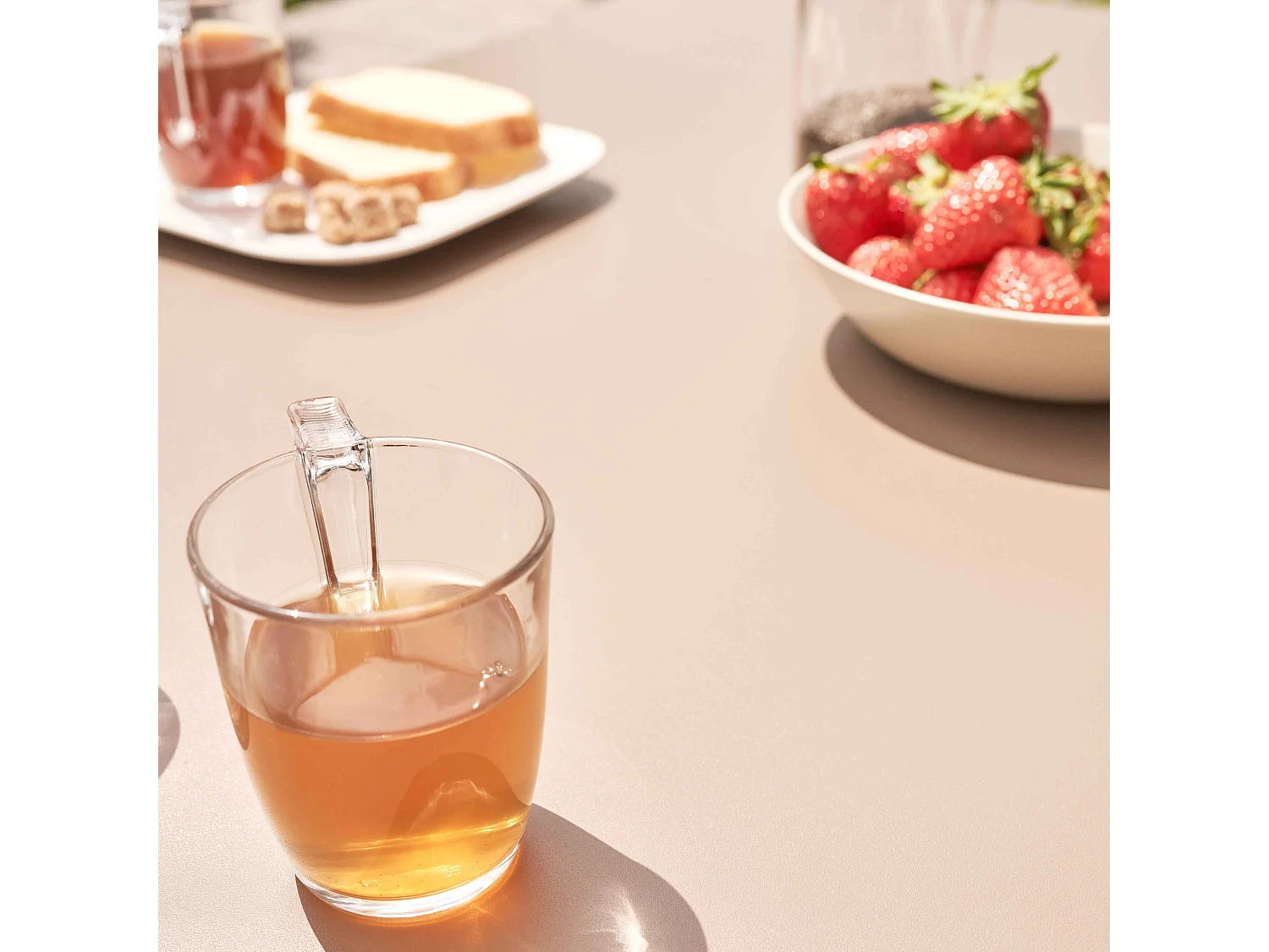 Table de jardin en acier taupe - Palavas