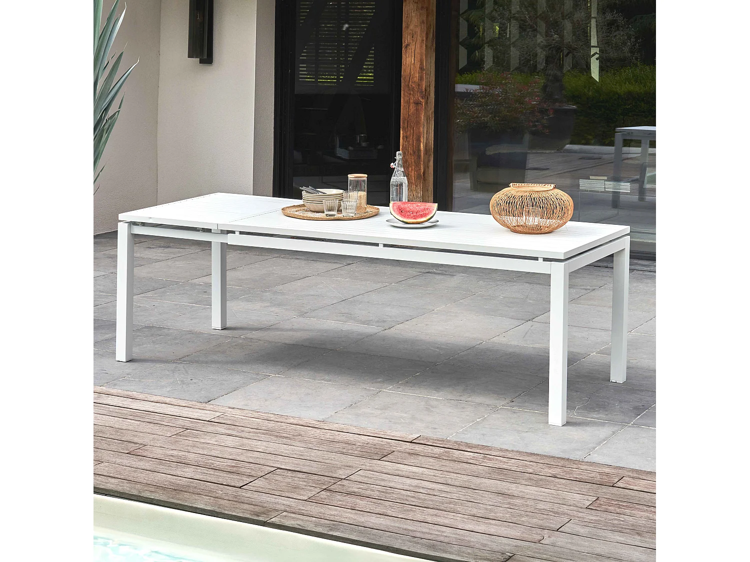 Uitbreidbare witte tuinset