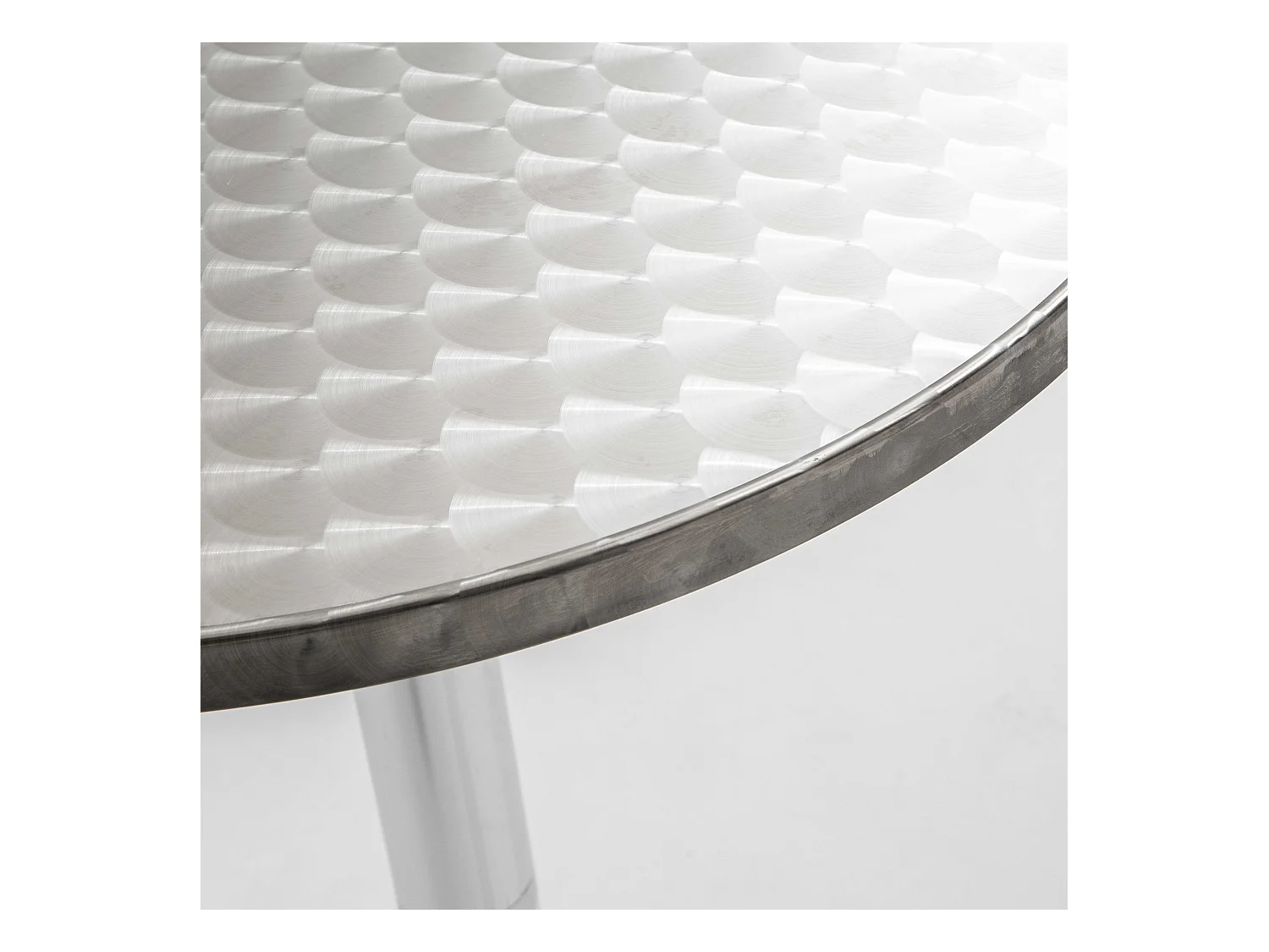 Table de bar en aluminium et 2 tabourets