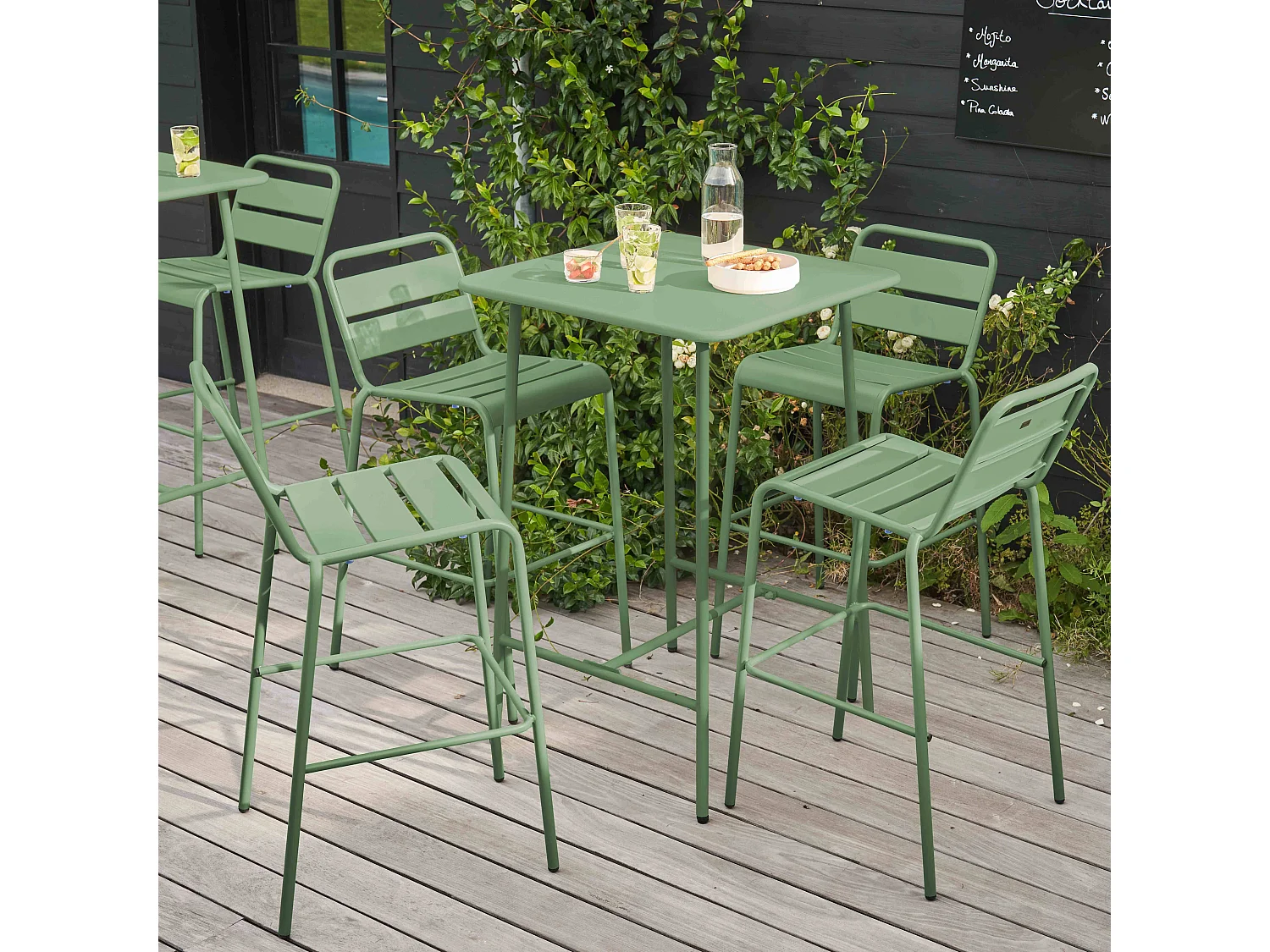 Set bartafel en 4 hoge stoelen van groen cactusmetaal
