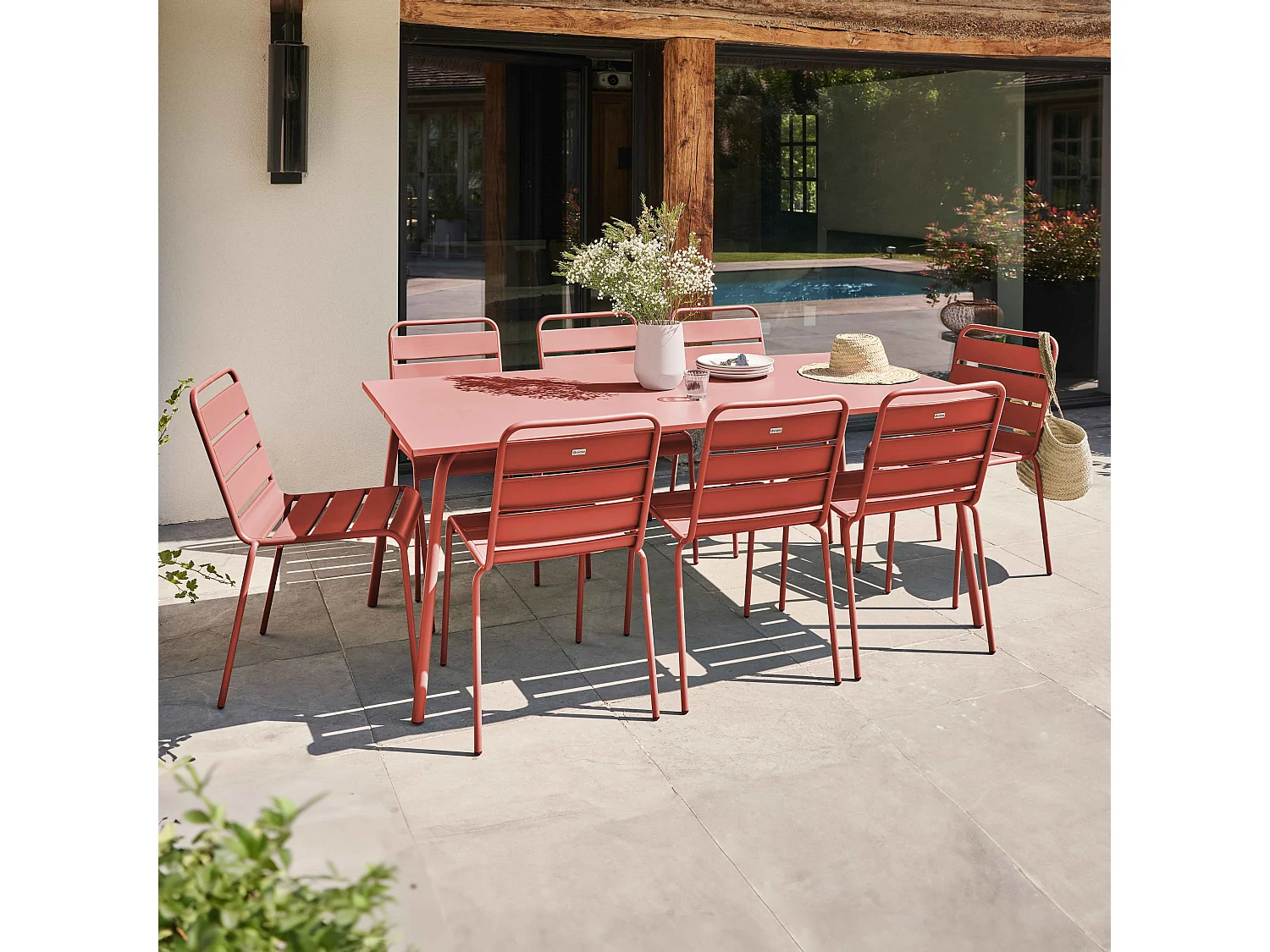 Ensemble table de jardin et 8 chaises en métal argile - Palavas
