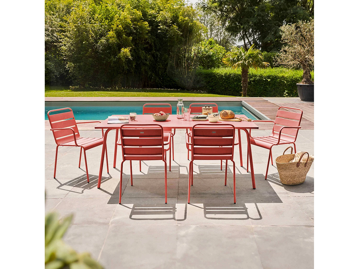 Tuinset met tafel en 6 kleistoelen