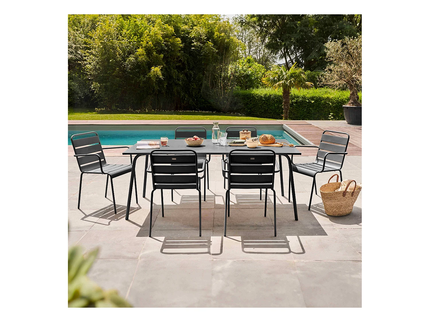 Ensemble table de jardin et 6 fauteuils en métal gris - Palavas