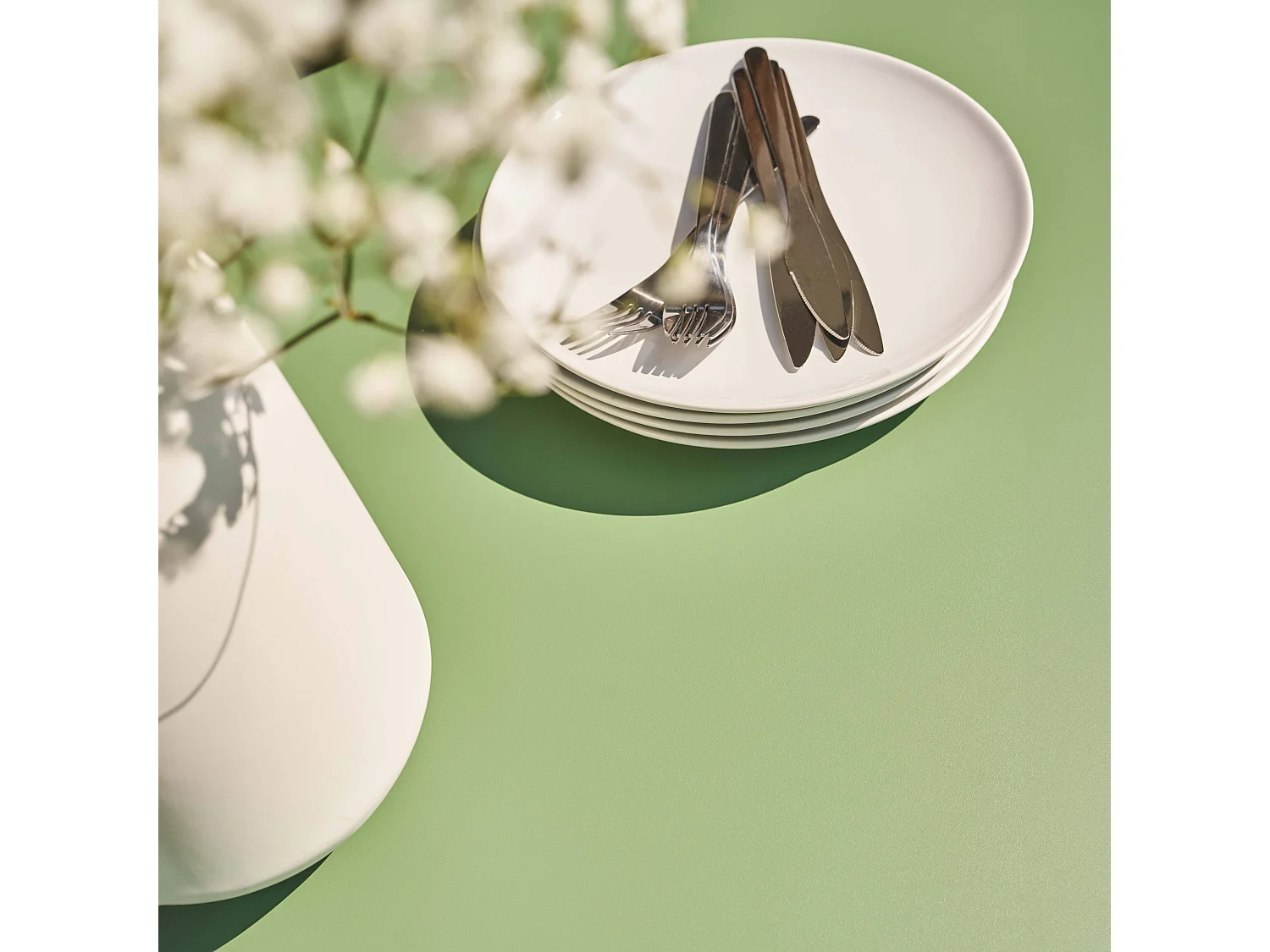 Ensemble table de jardin et 8 chaises en métal vert cactus  - Palavas