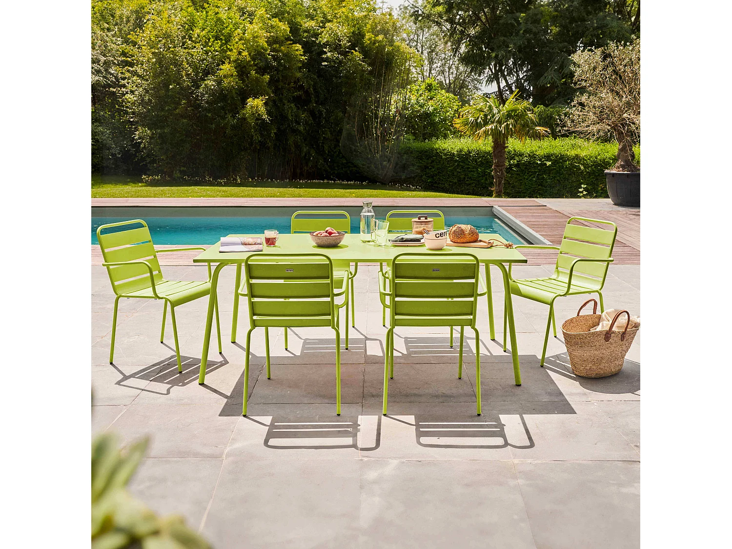 Ensemble table de jardin et 6 fauteuils en métal vert - Palavas