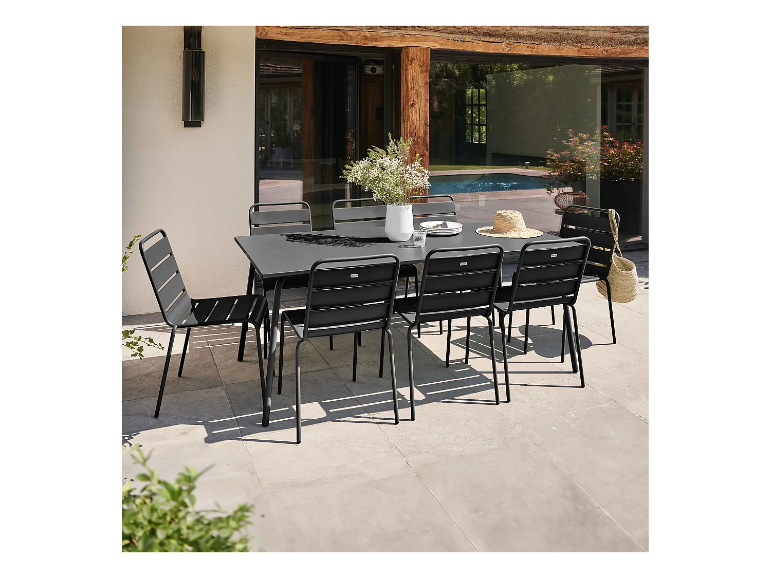 Ensemble table de jardin et 8 chaises en métal gris - Palavas