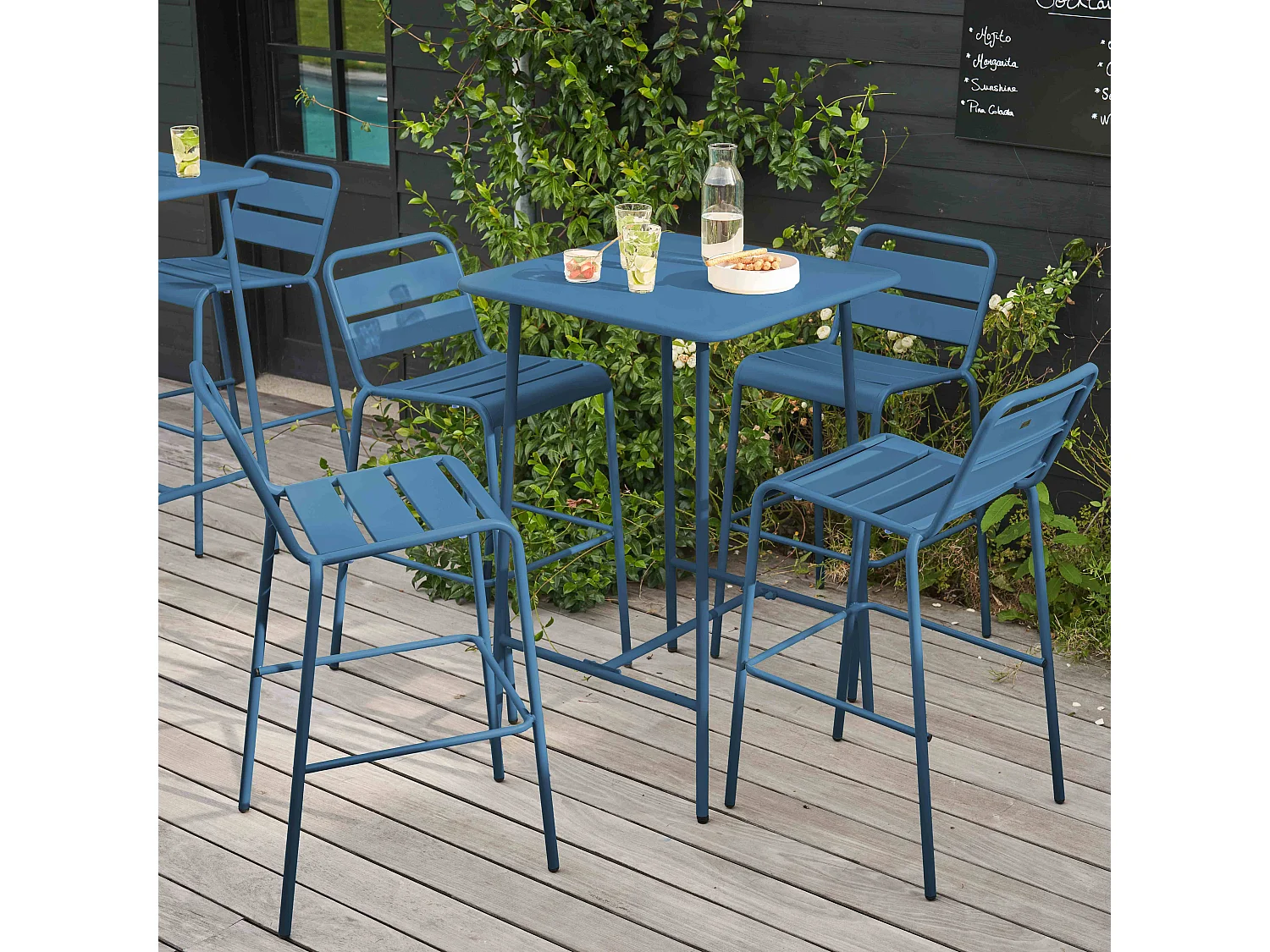 Set bartafel en 4 hoge stoelen van blauw pacifisch metaal