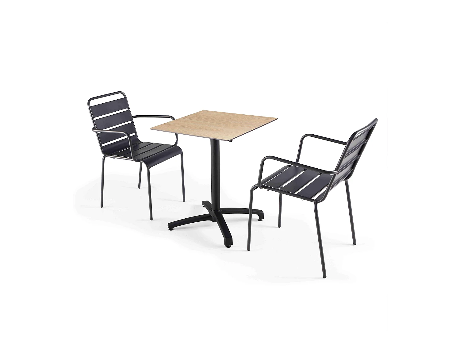Ensemble table de terrasse stratifié en chene et 2 fauteuils gris