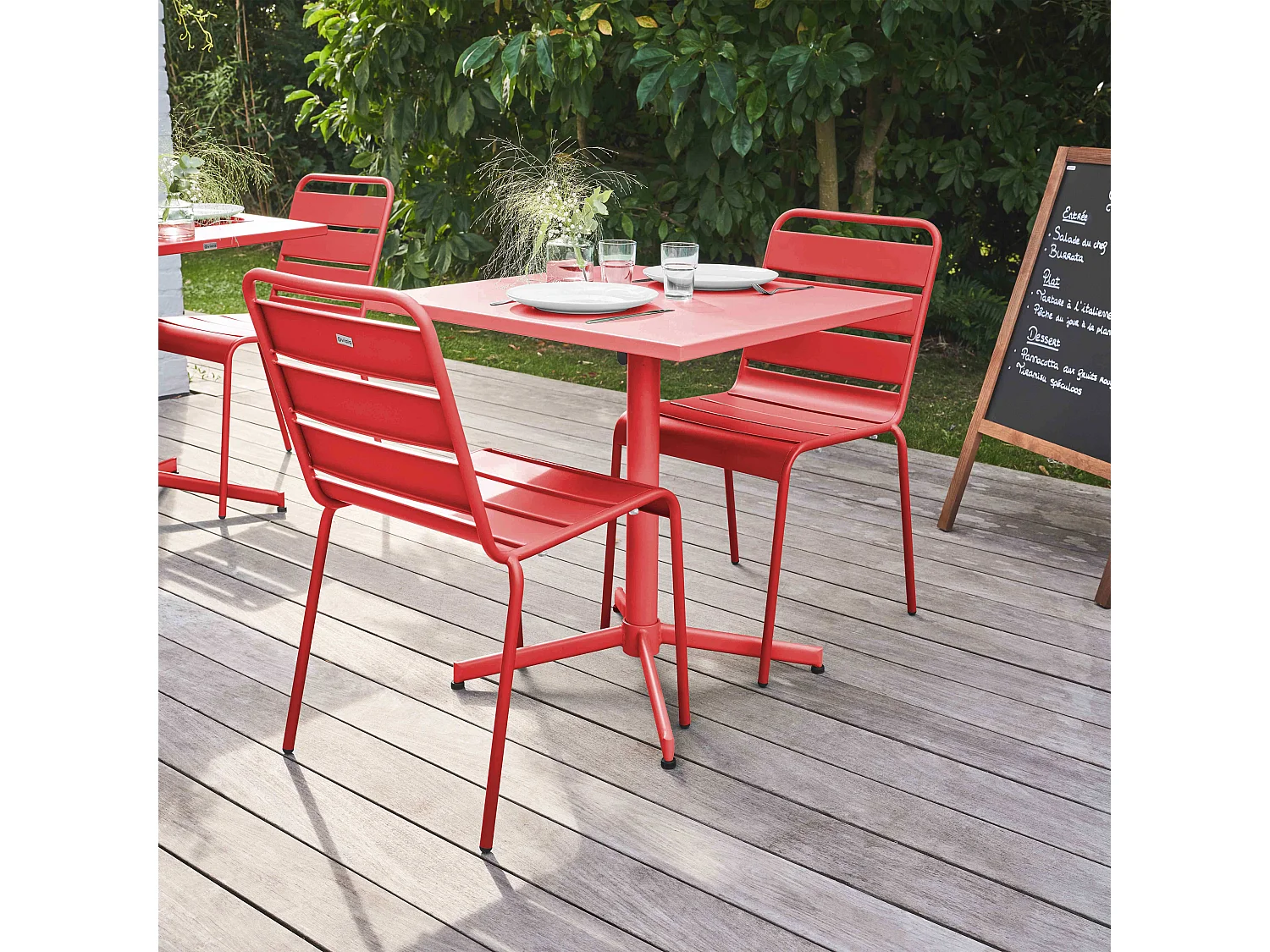 Ensemble table de jardin carrée et 2 chaises métal rouge - Palavas