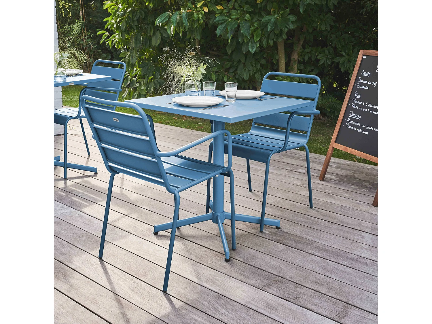 Ensemble table de jardin carrée et 2 fauteuils métal bleu pacific - Palavas
