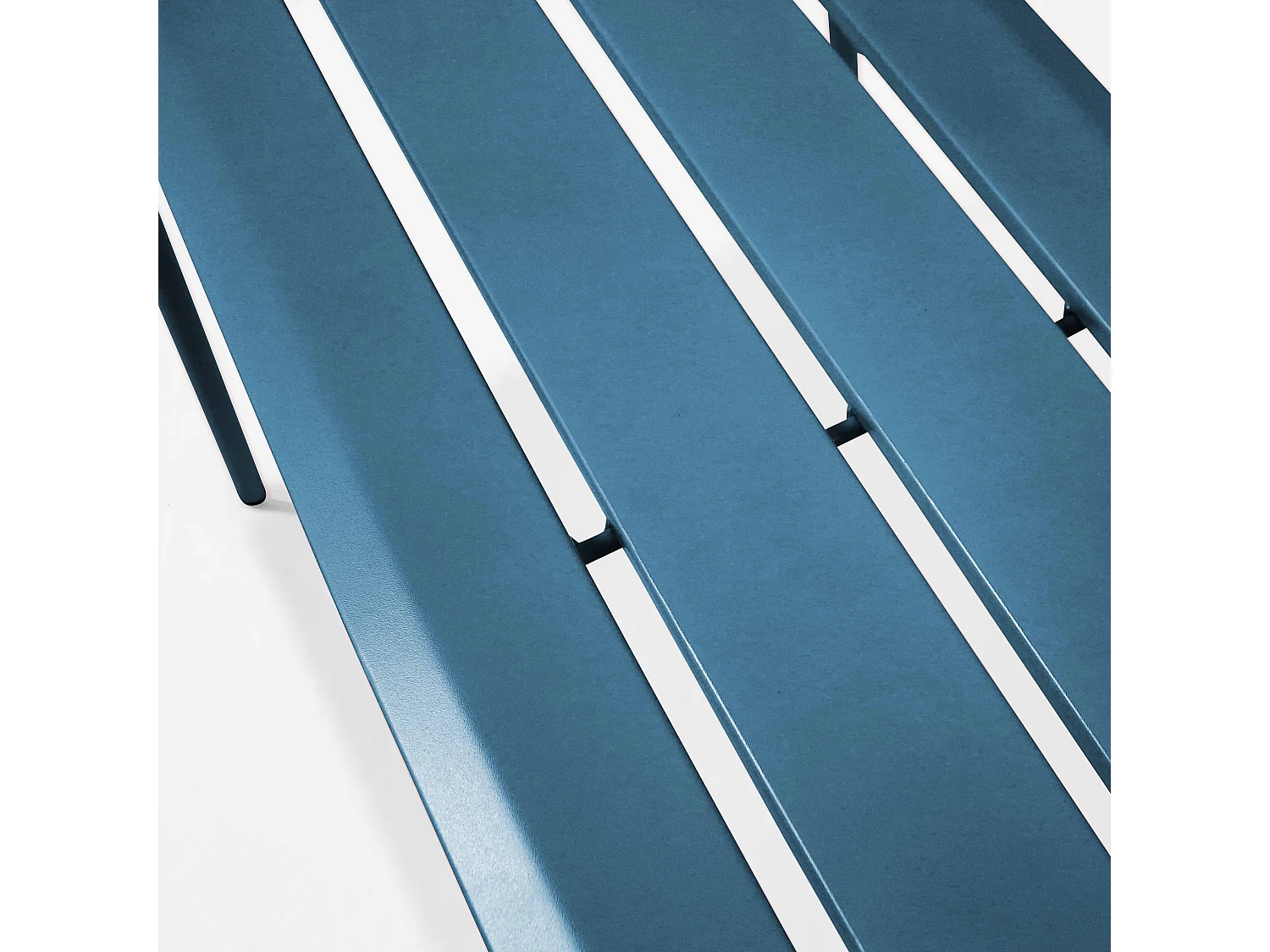 Ensemble table de jardin carrée et 4 bancs en métal bleu pacific - Palavas