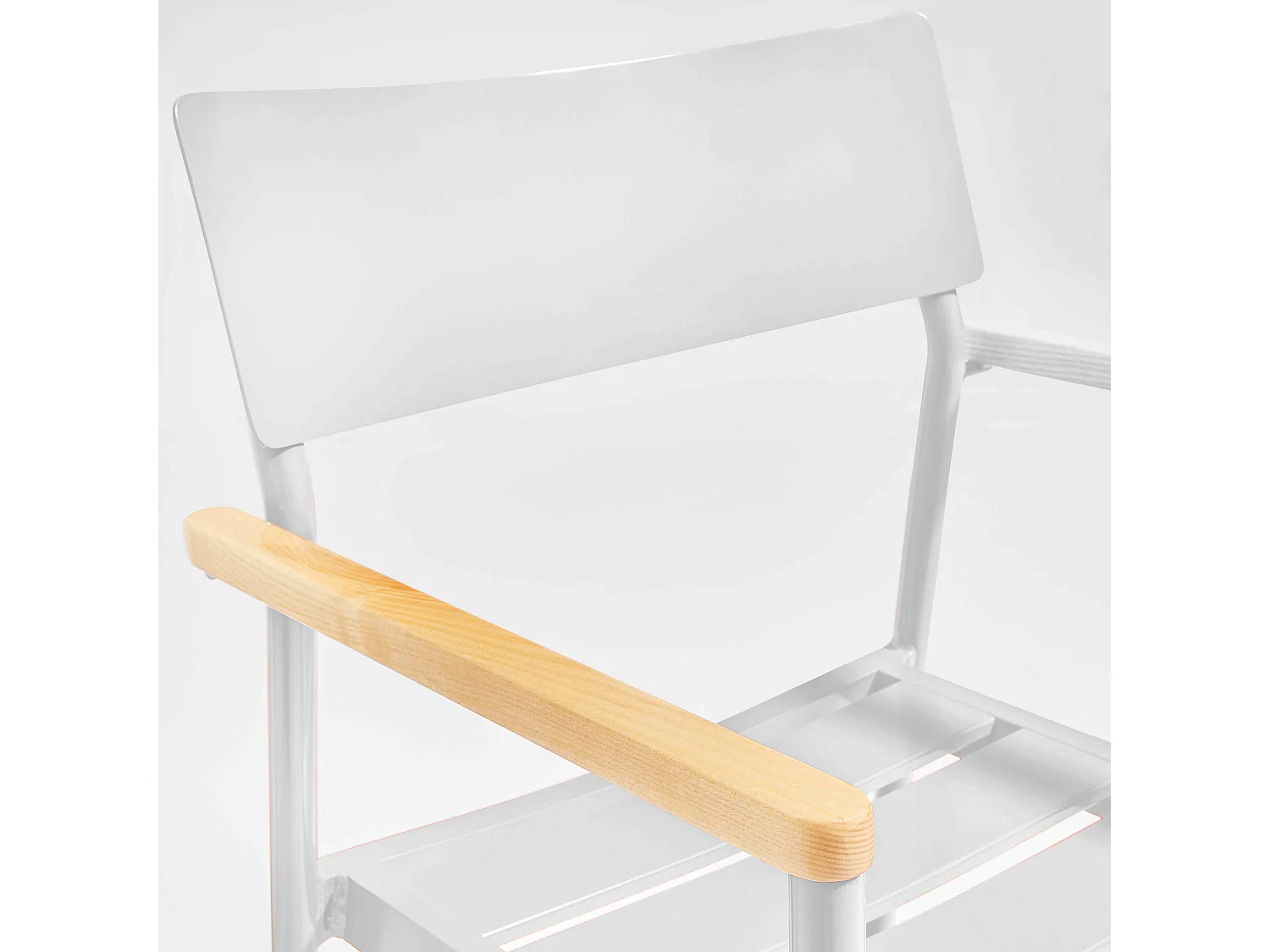 Fauteuil de jardin en aluminium et bois blanc