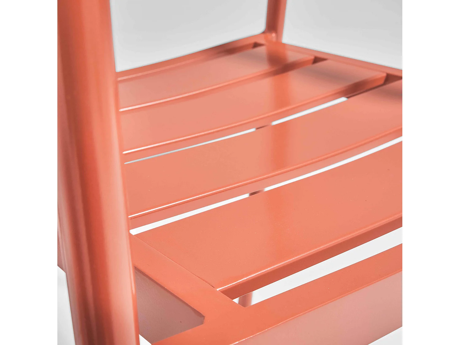 Fauteuil de jardin en aluminium et bois terracotta