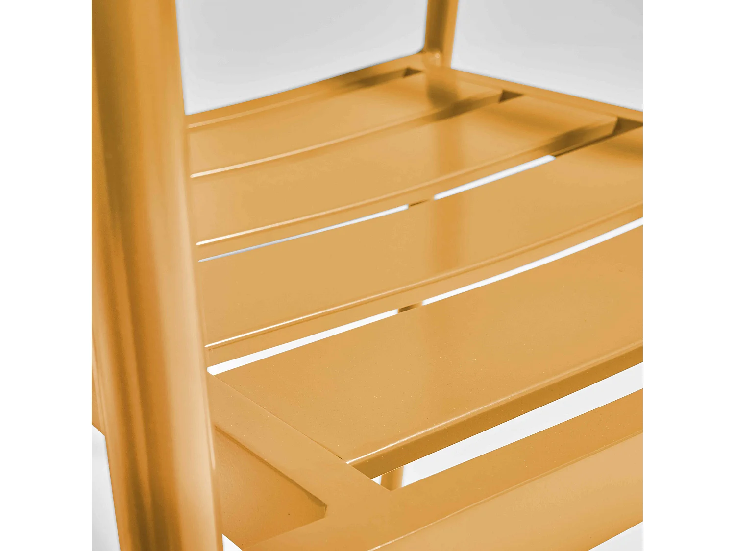 Fauteuil de jardin en aluminium et bois jaune moutarde