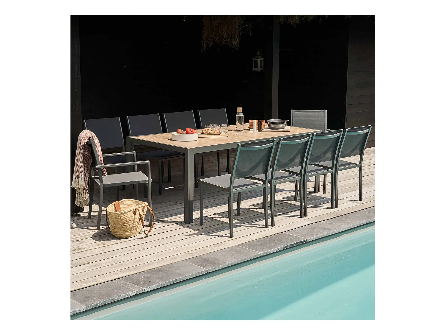 Ensemble table de jardin et 10 assises en aluminium et céramique - Tivoli