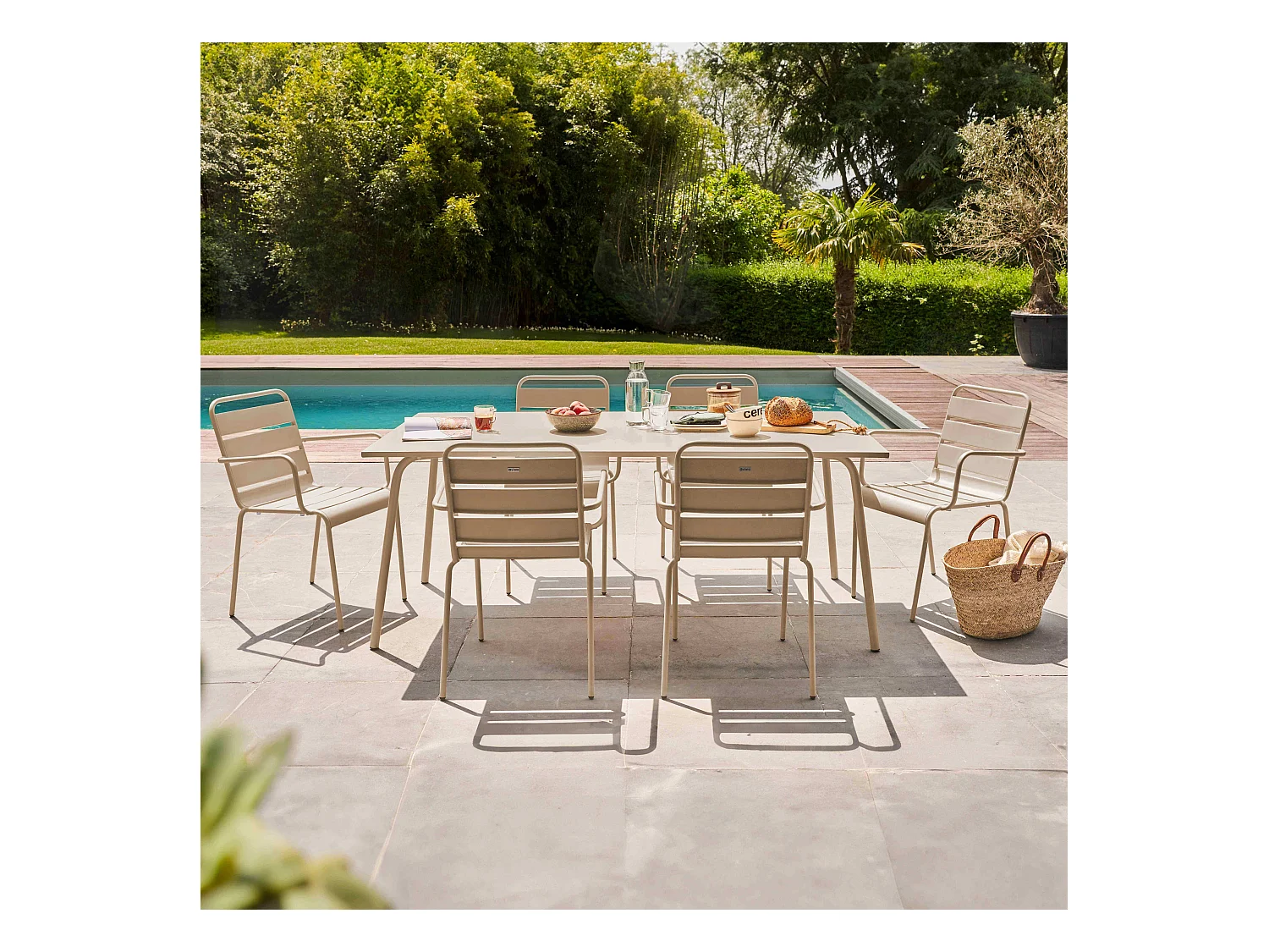 Ensemble table de jardin et 6 fauteuils en métal taupe - Palavas