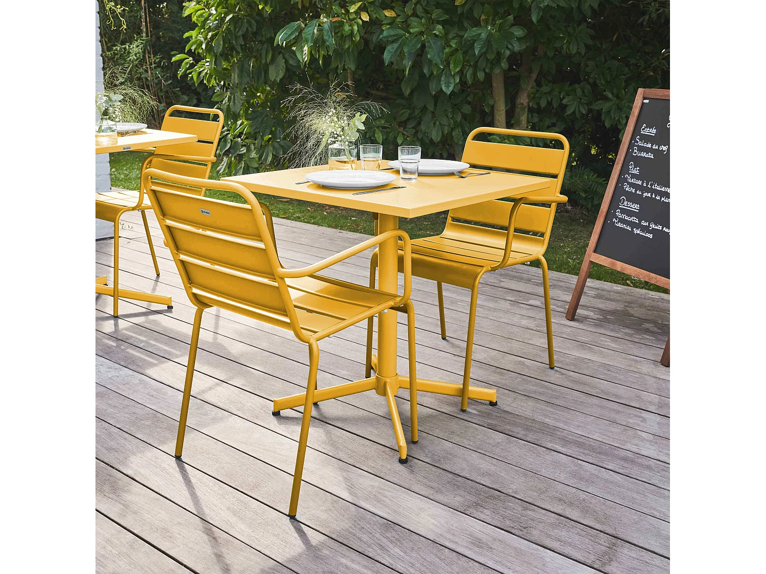 Ensemble table de jardin bistrot et 2 fauteuils métal jaune - Palavas