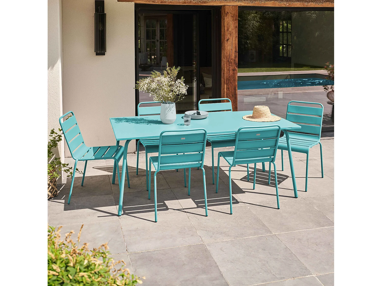Tuinset met tafel en 6 turquoise stoelen