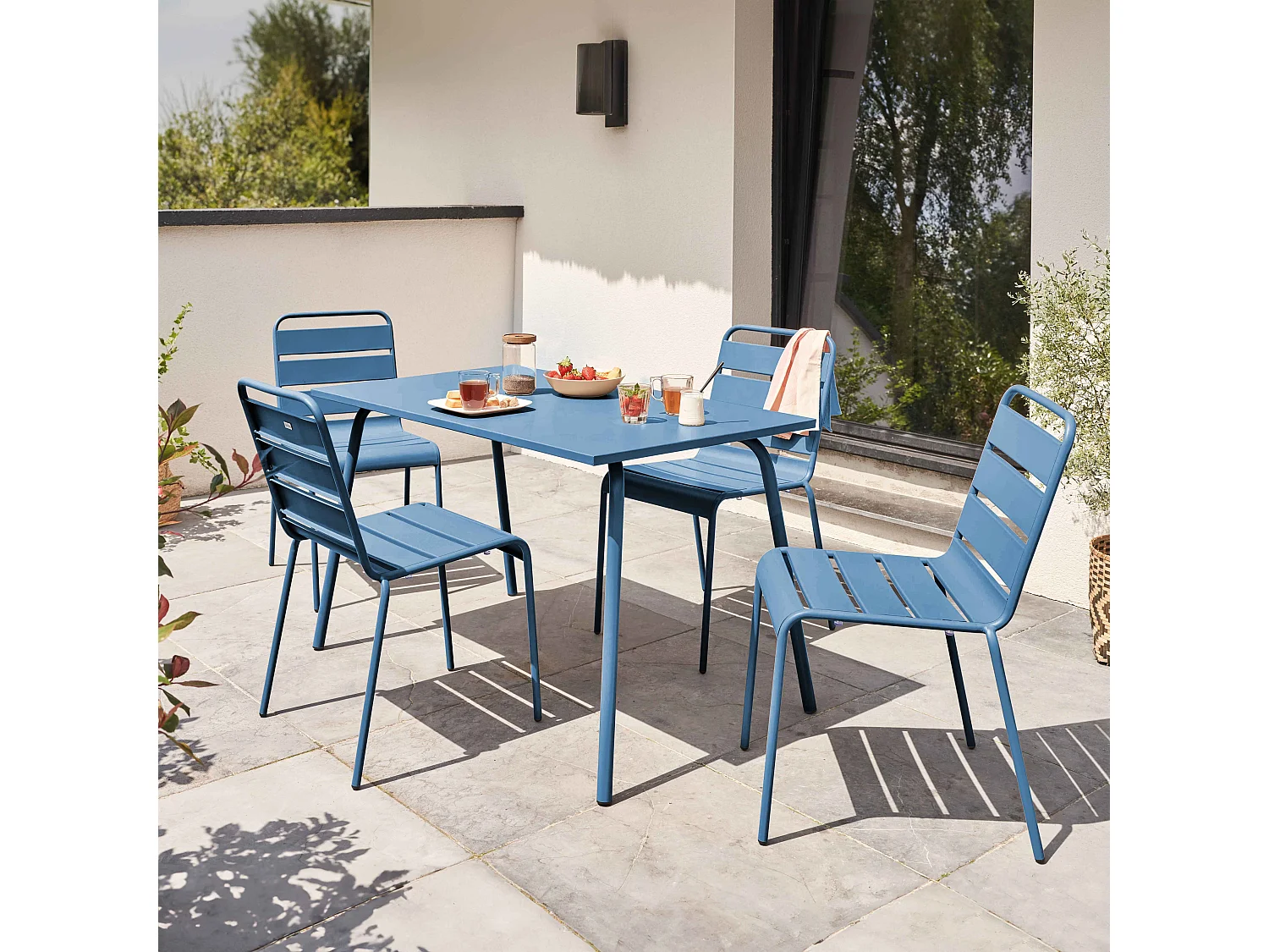 Ensemble table de jardin en métal et 4 chaises bleu pacific - Palavas