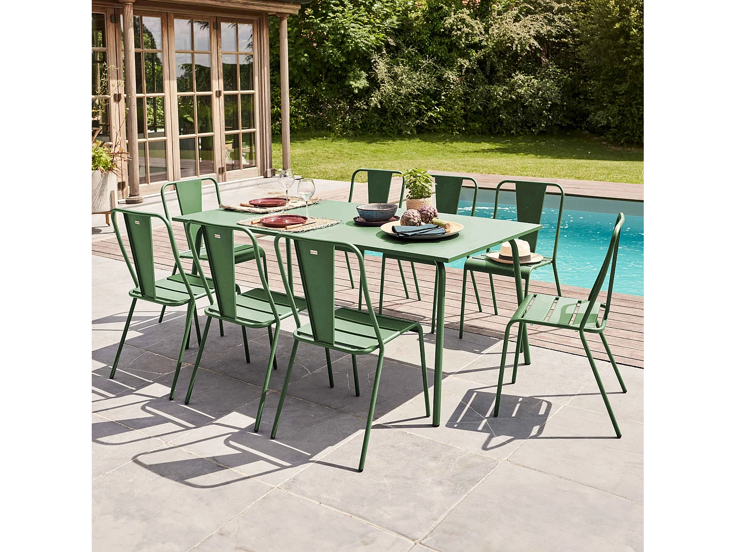 Ensemble table de jardin et 8 chaises bistrot en acier vert cactus - Palavas