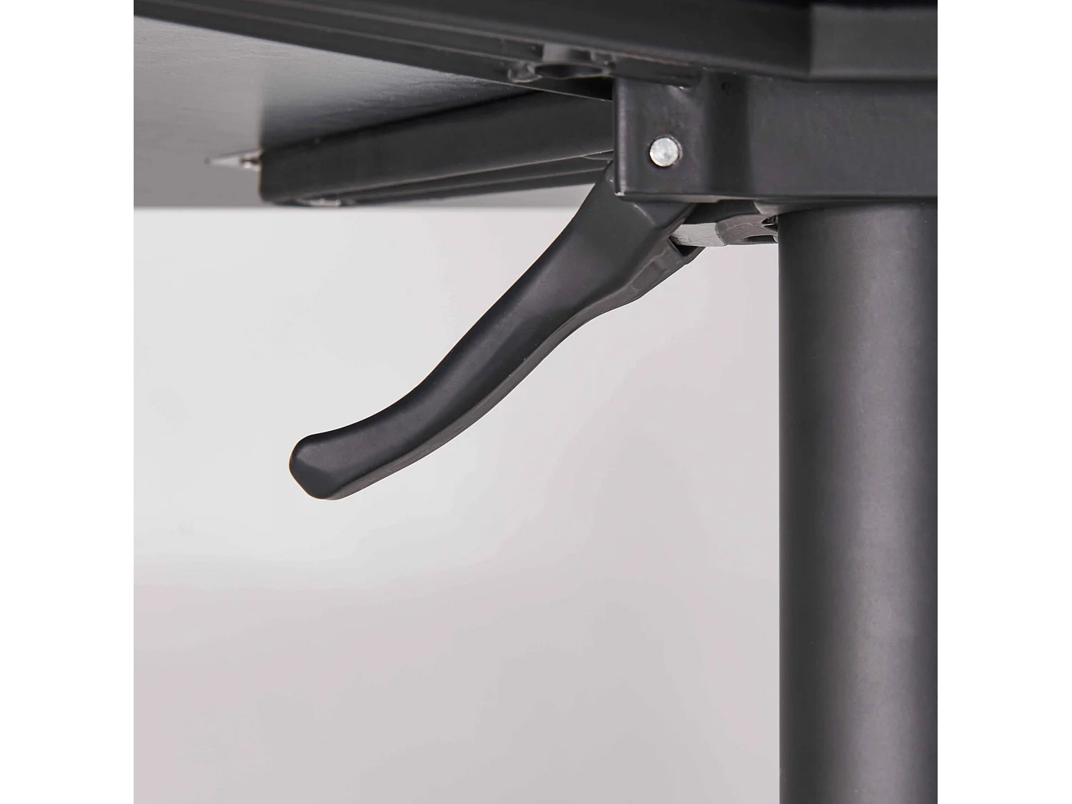 Ensemble table haute stratifié gris et 2 chaises hautes gris