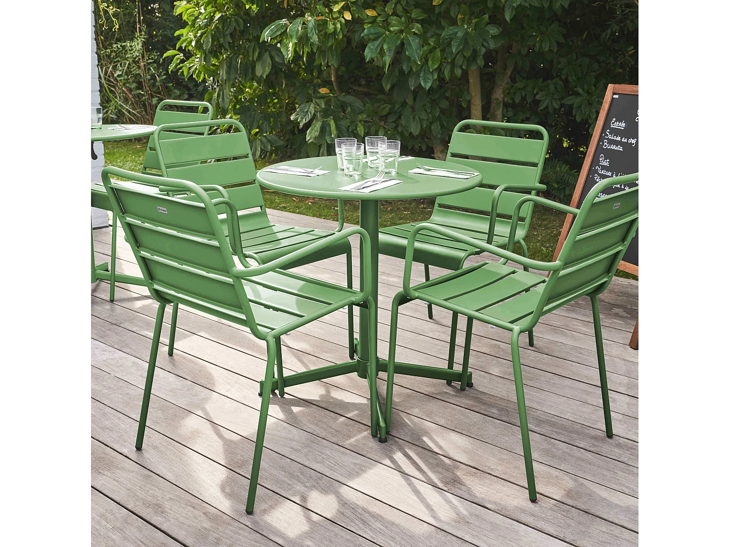 Tuinset met tafel en 4 groene cactus fauteuils