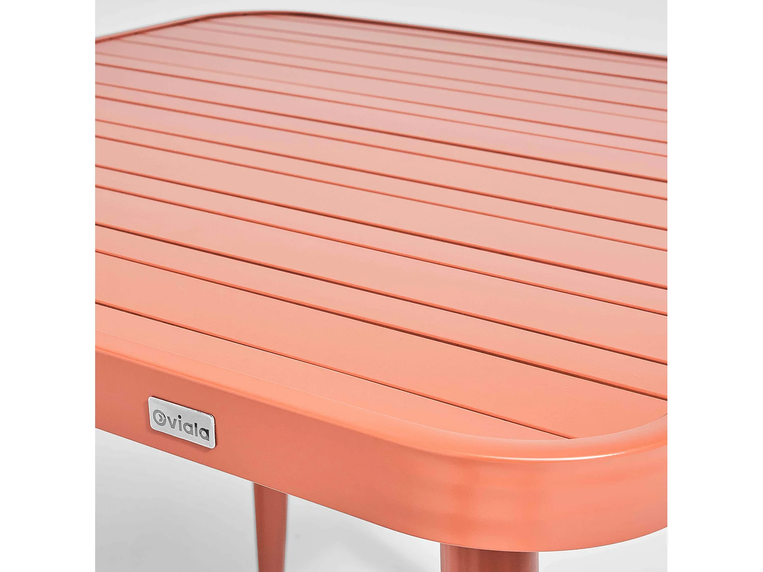 Ensemble table de jardin et 4 fauteuils en aluminium terracotta
