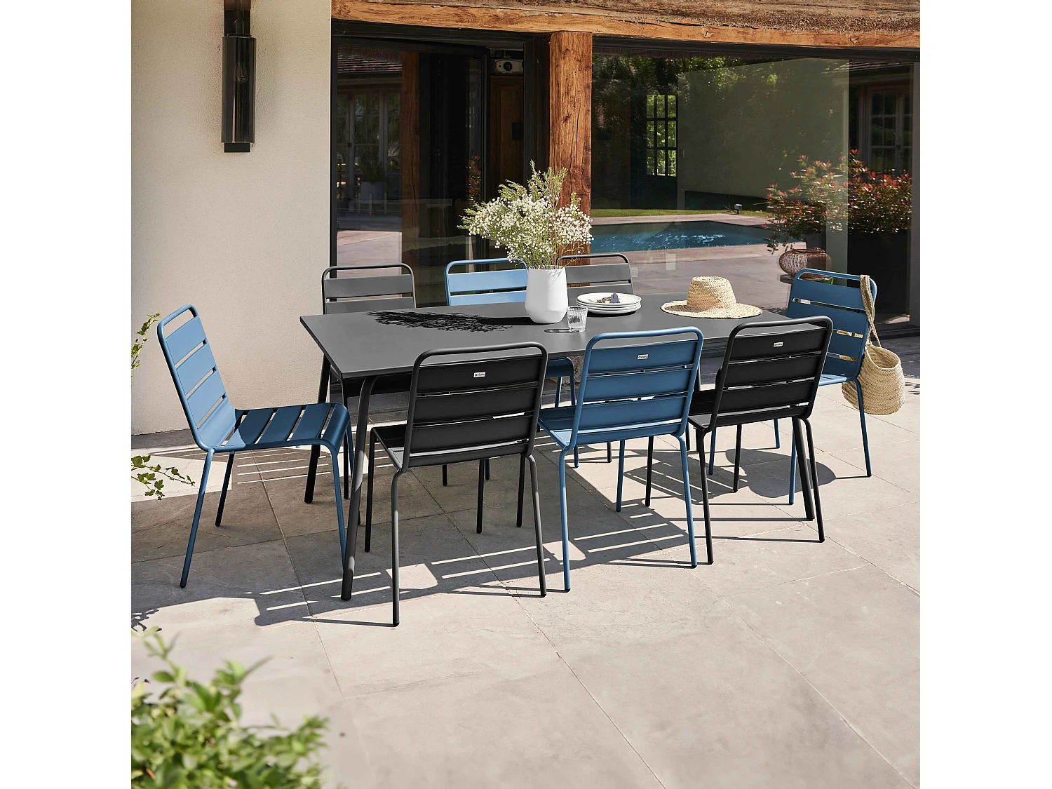 Ensemble table de jardin et 8 chaises en métal gris et bleu pacific - Palavas
